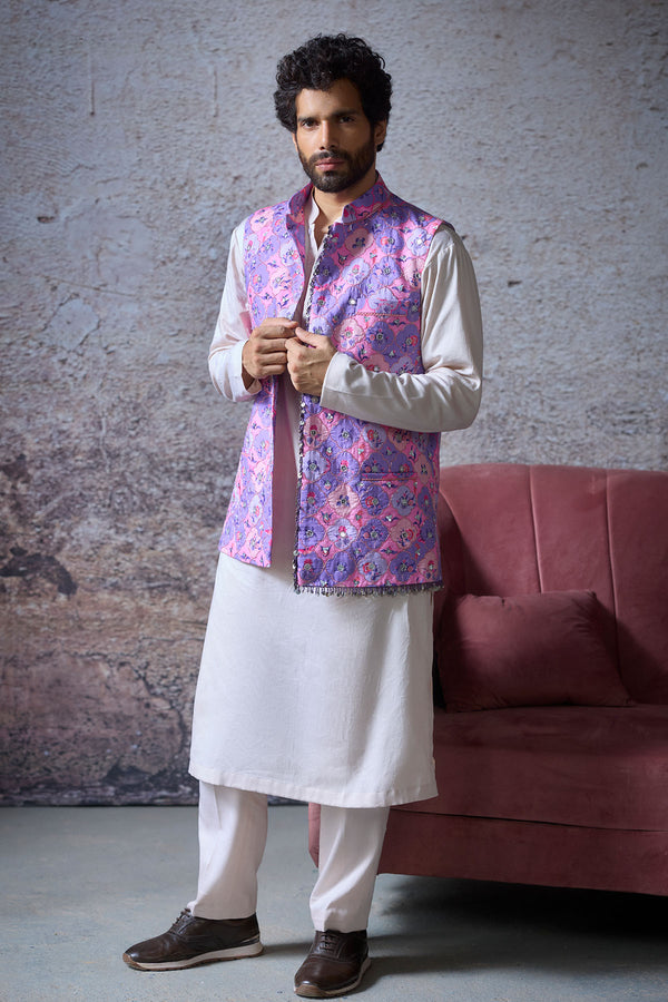 Raj Embroidered Bandi Set