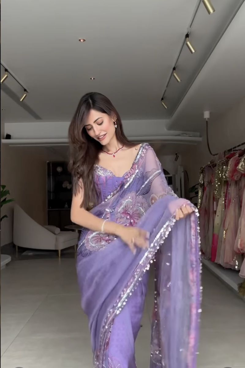 Custom janvi