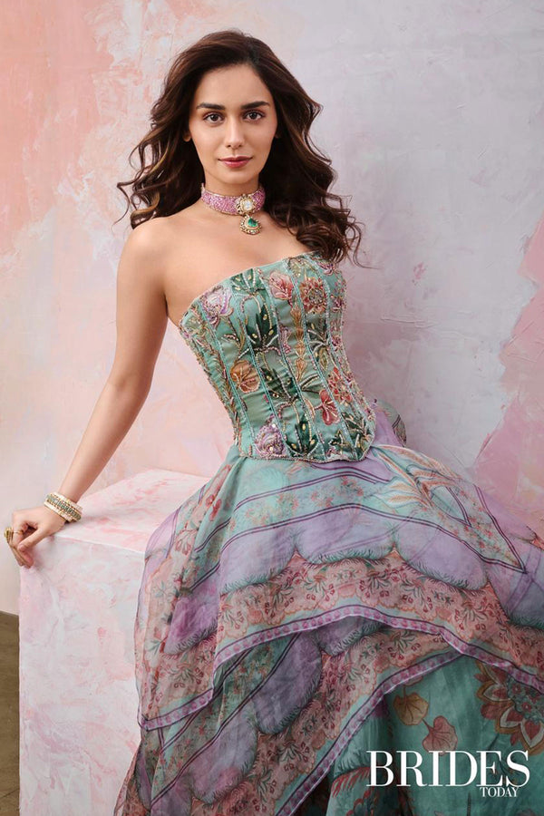 Manushi Chhillar in Shakira Lehenga