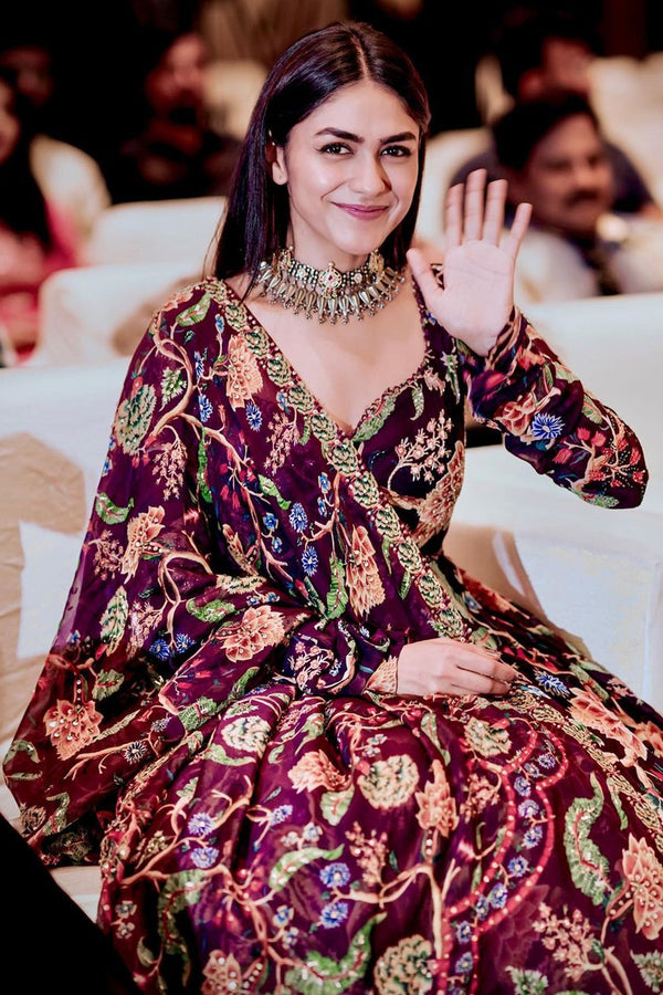 Mrunal Thakur In Marwa