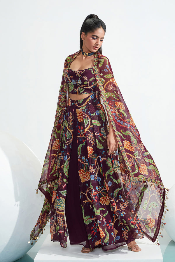 Neziha Embroidered Co-ord Set With Cape